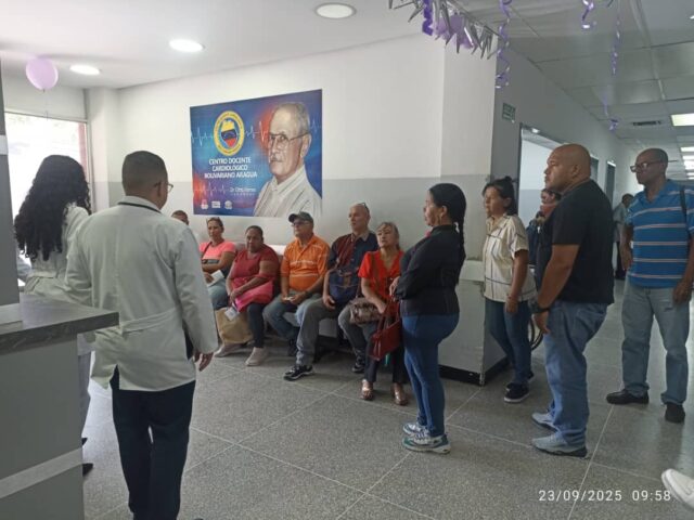 Charla "Colesterol bueno y malo" Dr. Ángel Hidalgo y Dra. María Pérez