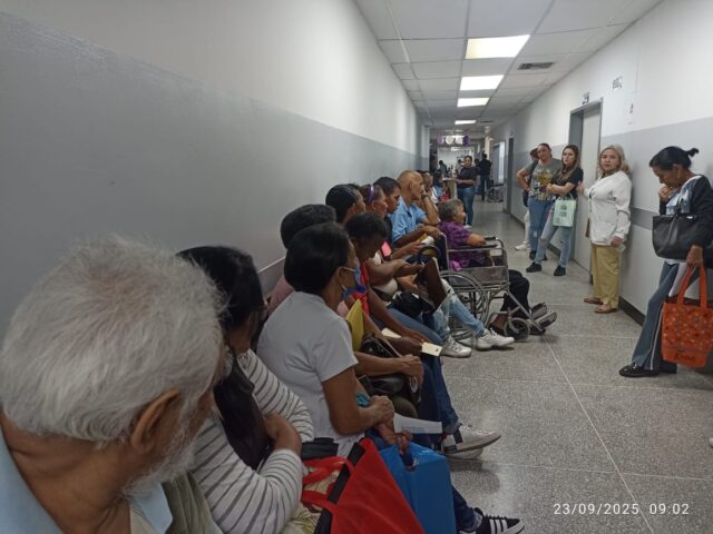 Charla "Alimentación balanceada en pacientes cardiovasculares" Dra. Liliana Pernía