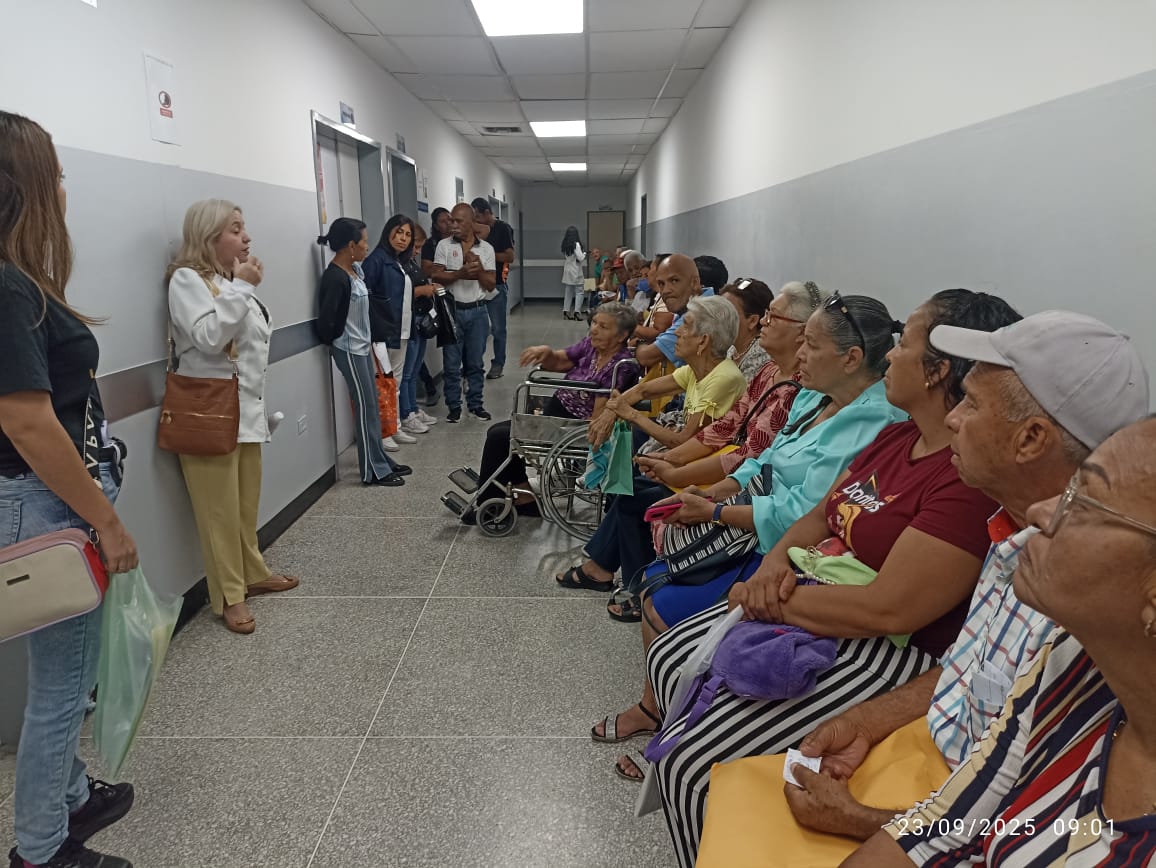 Charla "Alimentación balanceada en pacientes cardiovasculares" Dra. Liliana Pernía