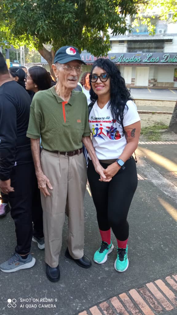 Caminata Semana Mundial del Corazón 2025 Nuestro fundador Dr. Otto Fornes